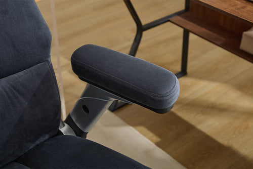 DeskUnivers™ Titan Exec Chair